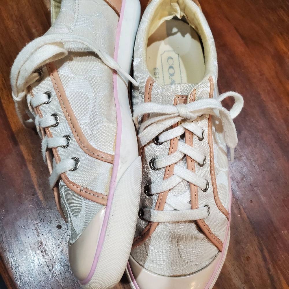 Coach tan signature sneakers ladies size 8.5